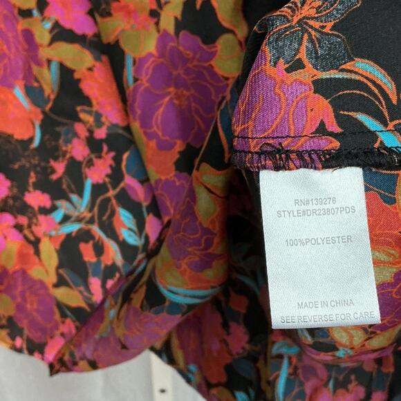 DR2 Floral Print Satin Women’s Blouse - Bold Fall Colors. Relaxed Fit XL - Picture 4 of 9